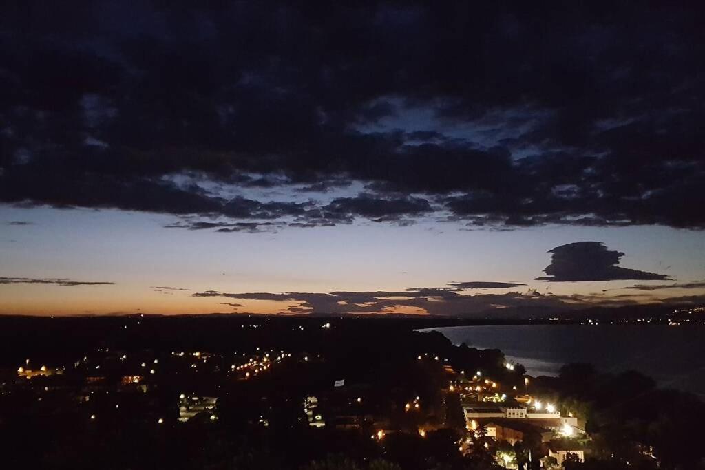 Bellavista La Tua Romantica Vacanza Sul Trasimeno Apartment Castiglione del Lago Exterior photo